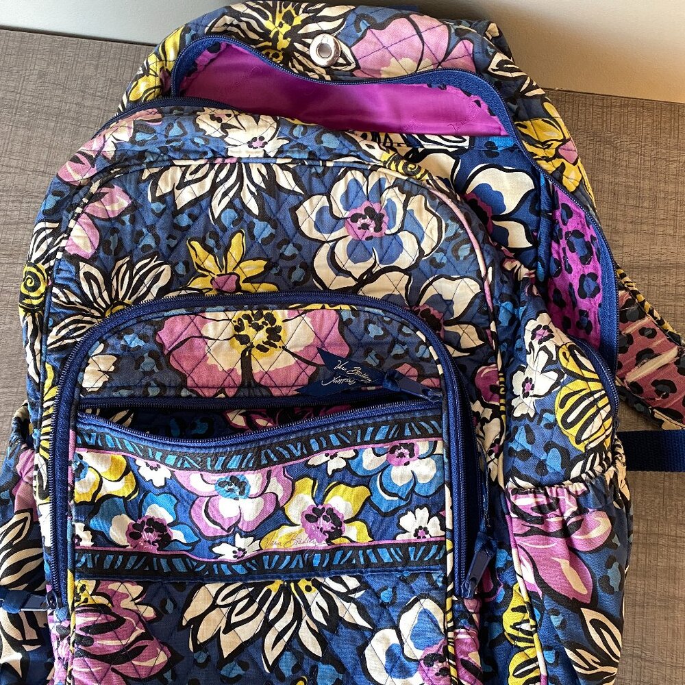 Large Backpack - Picture 6 of 6